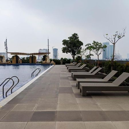 Strategic 2Br Apartment At Trillium Residence By Travelio スラバヤ エクステリア 写真