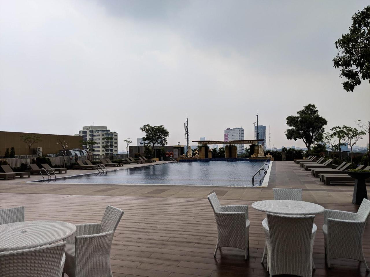 Strategic 2Br Apartment At Trillium Residence By Travelio スラバヤ エクステリア 写真
