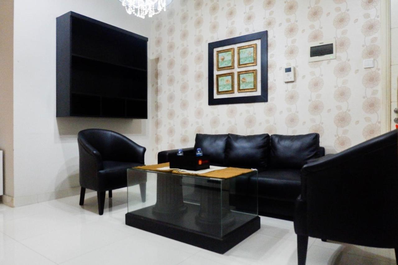 Strategic 2Br Apartment At Trillium Residence By Travelio スラバヤ エクステリア 写真